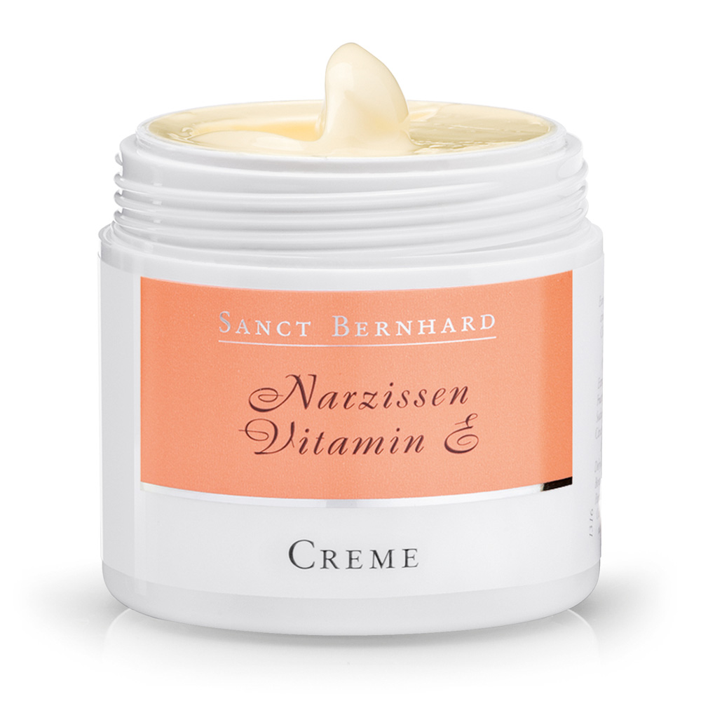 Kem dưỡng da hoa thủy tiên Vitamin E